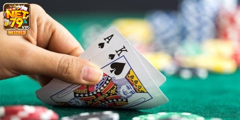 Chi tiết cách chơi xì zách dễ hiểu